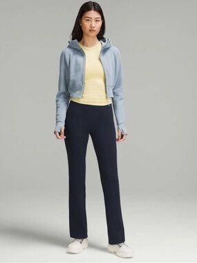 Lululemon Smooth Fit Pull-On High-Rise Pant in Navy
